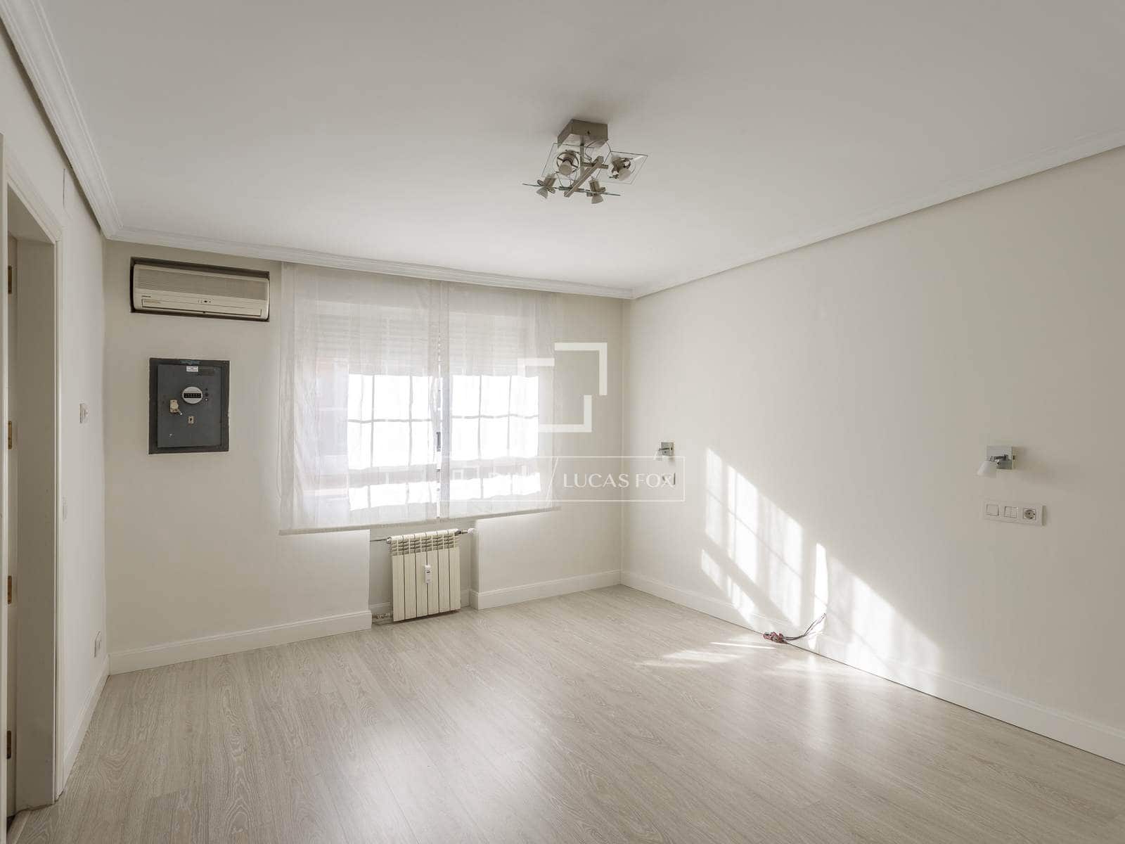 6 soveværelse Lejlighed til leje i Madrid by med garage - € 6.500 (Ref: 10160234)