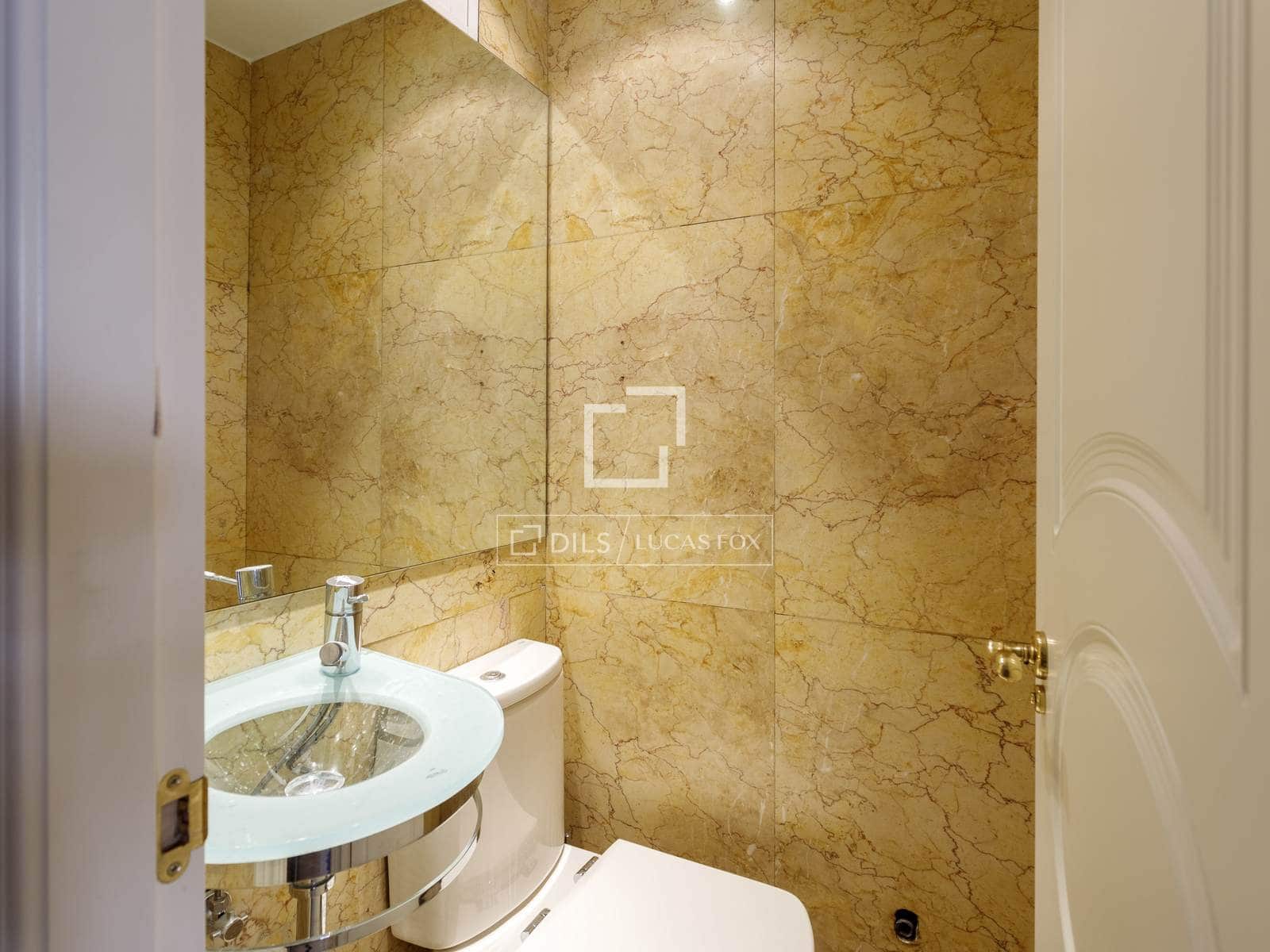 6 soveværelse Lejlighed til leje i Madrid by med garage - € 6.500 (Ref: 10160234)