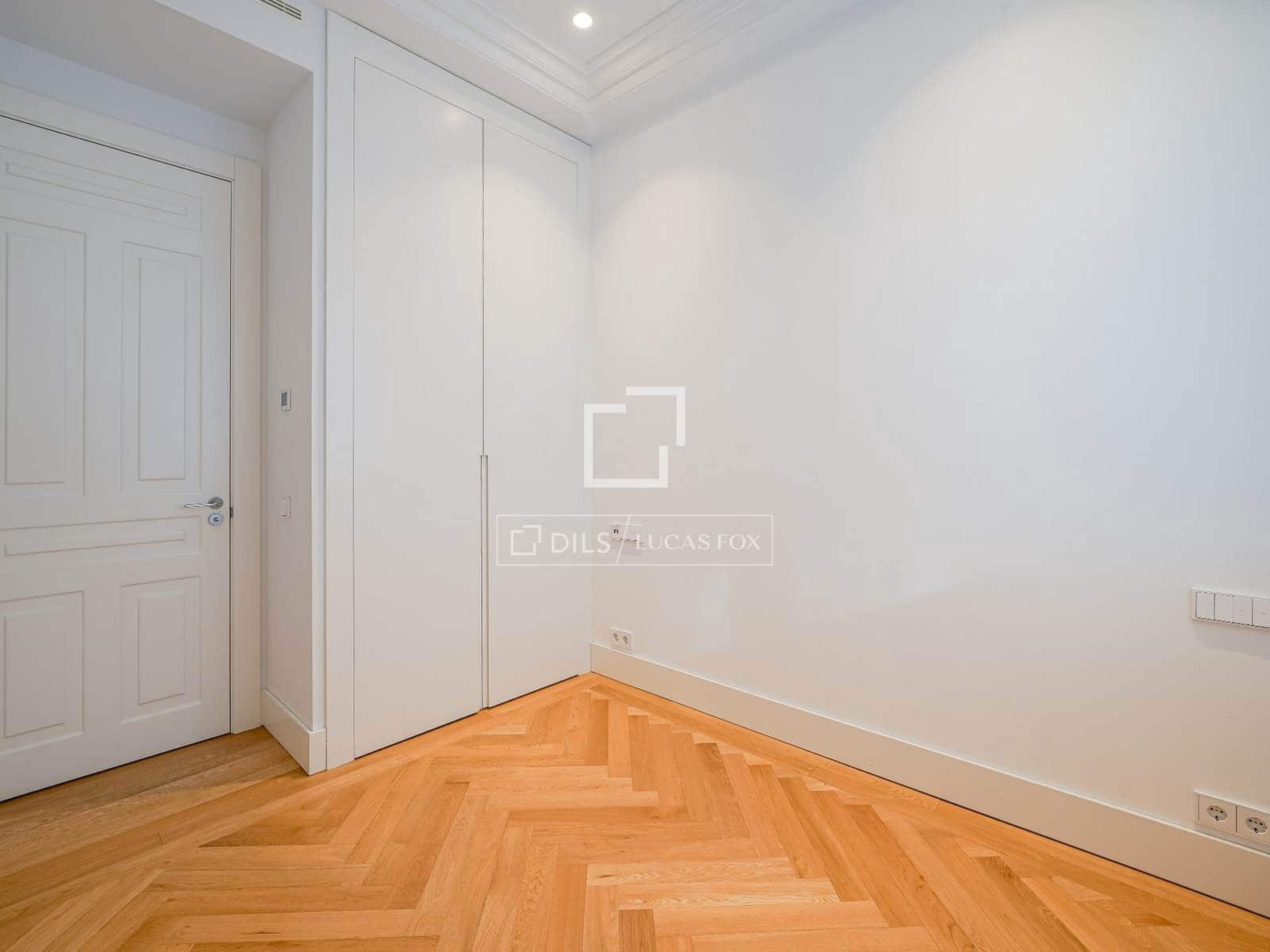 Apartamento de 2 habitaciones en Madrid ciudad en alquiler - 5.400 € (Ref: 10160235)