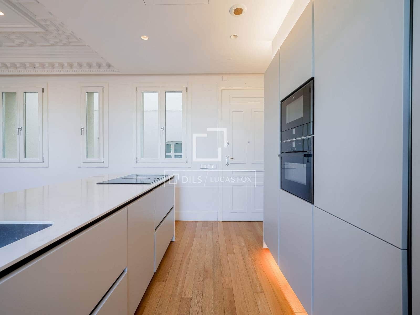 Apartamento de 2 habitaciones en Madrid ciudad en alquiler - 5.400 € (Ref: 10160235)