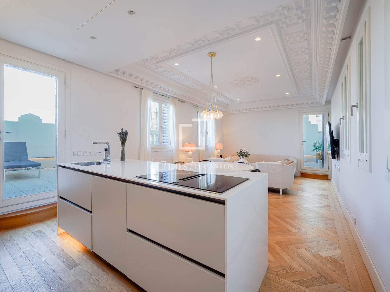 Apartamento de 2 habitaciones en Madrid ciudad en alquiler - 5.400 € (Ref: 10160235)