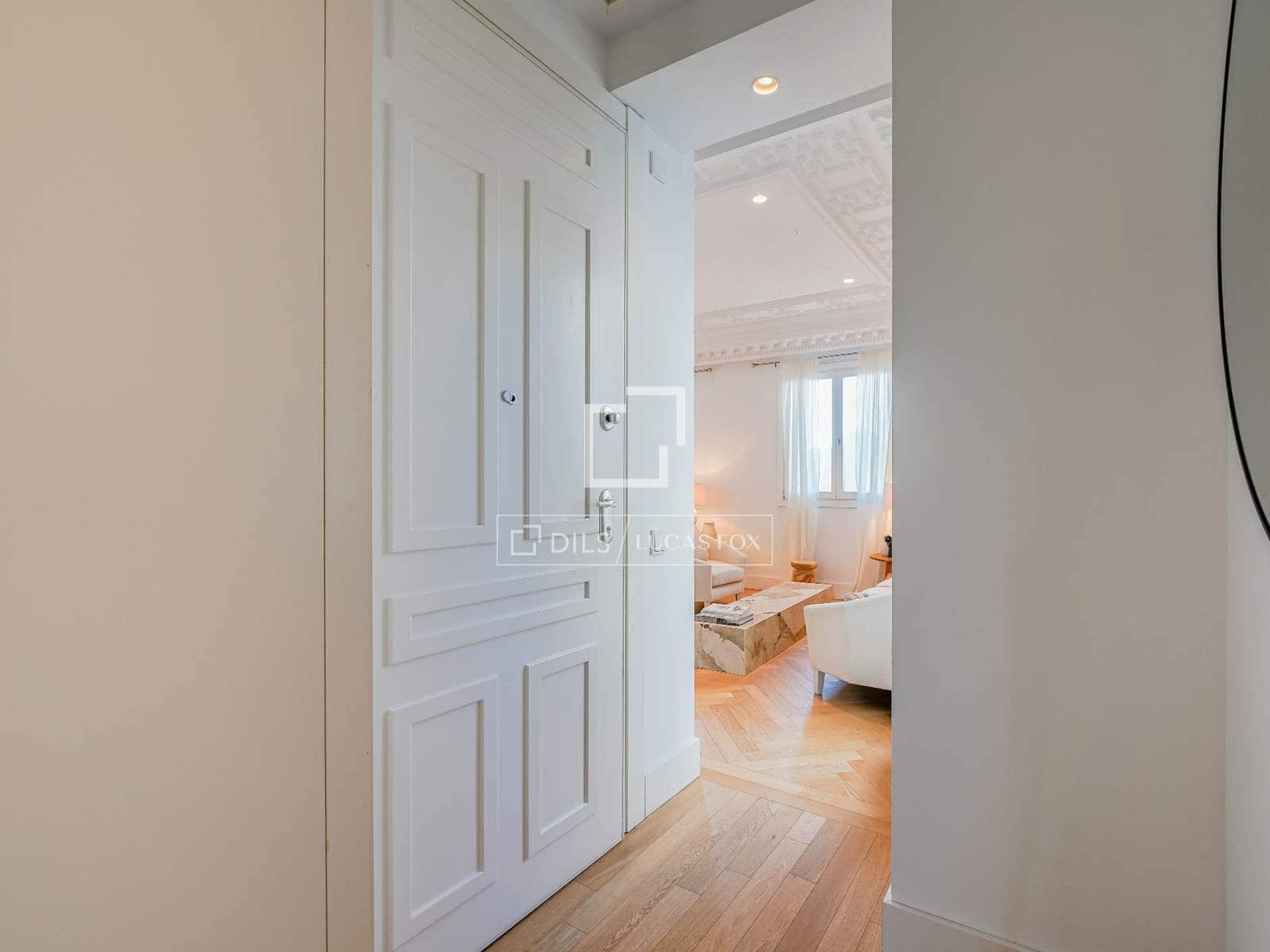 Apartamento de 2 habitaciones en Madrid ciudad en alquiler - 5.400 € (Ref: 10160235)