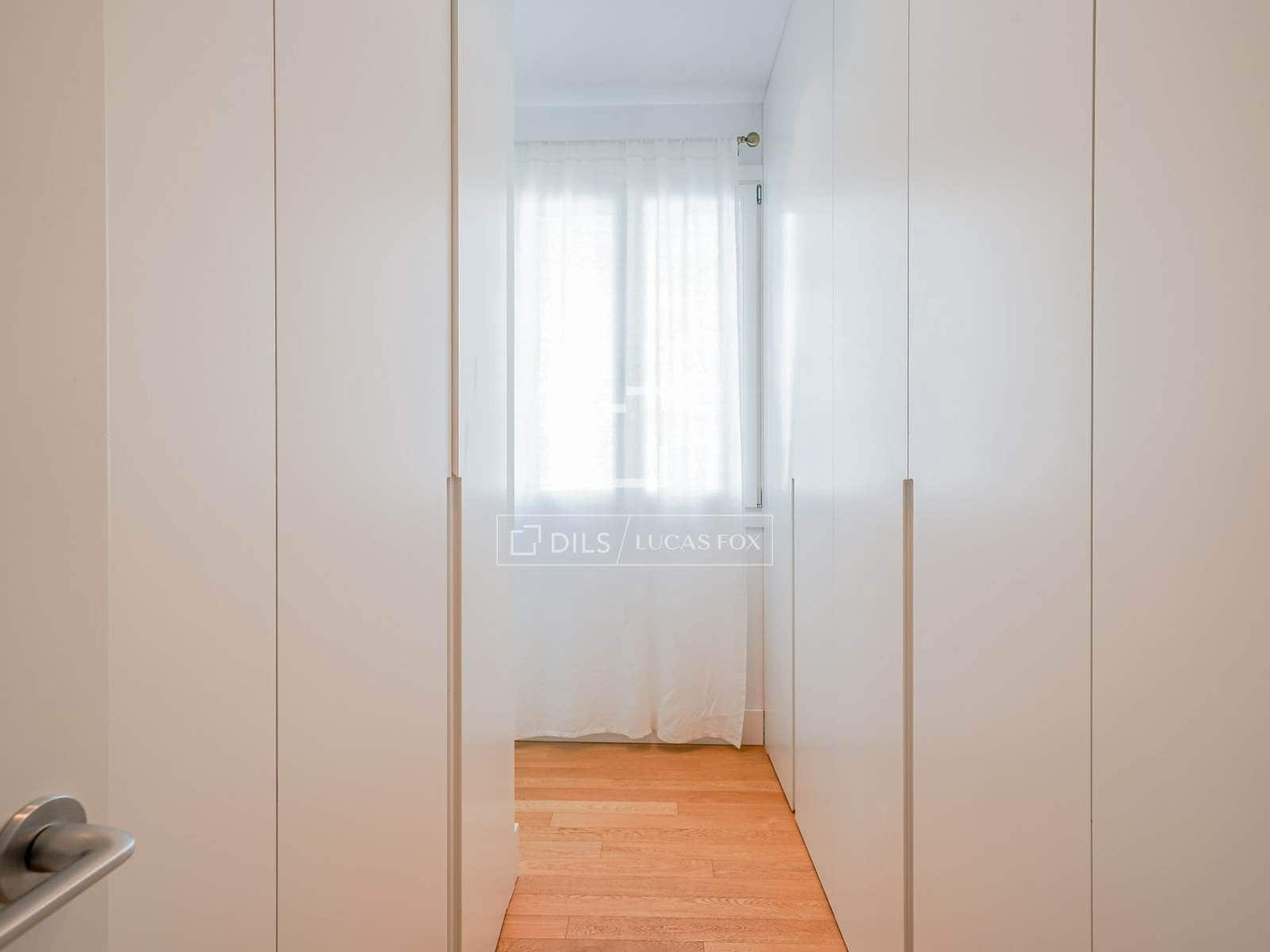 Apartamento de 2 habitaciones en Madrid ciudad en alquiler - 5.400 € (Ref: 10160235)
