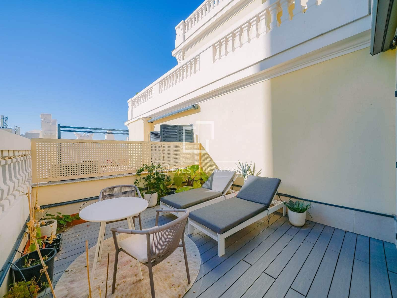 Apartamento de 2 habitaciones en Madrid ciudad en alquiler - 5.400 € (Ref: 10160235)
