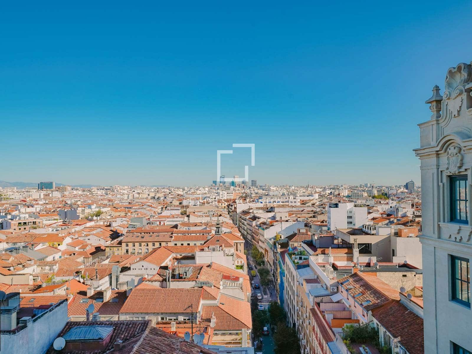 Apartamento de 2 habitaciones en Madrid ciudad en alquiler - 5.400 € (Ref: 10160235)
