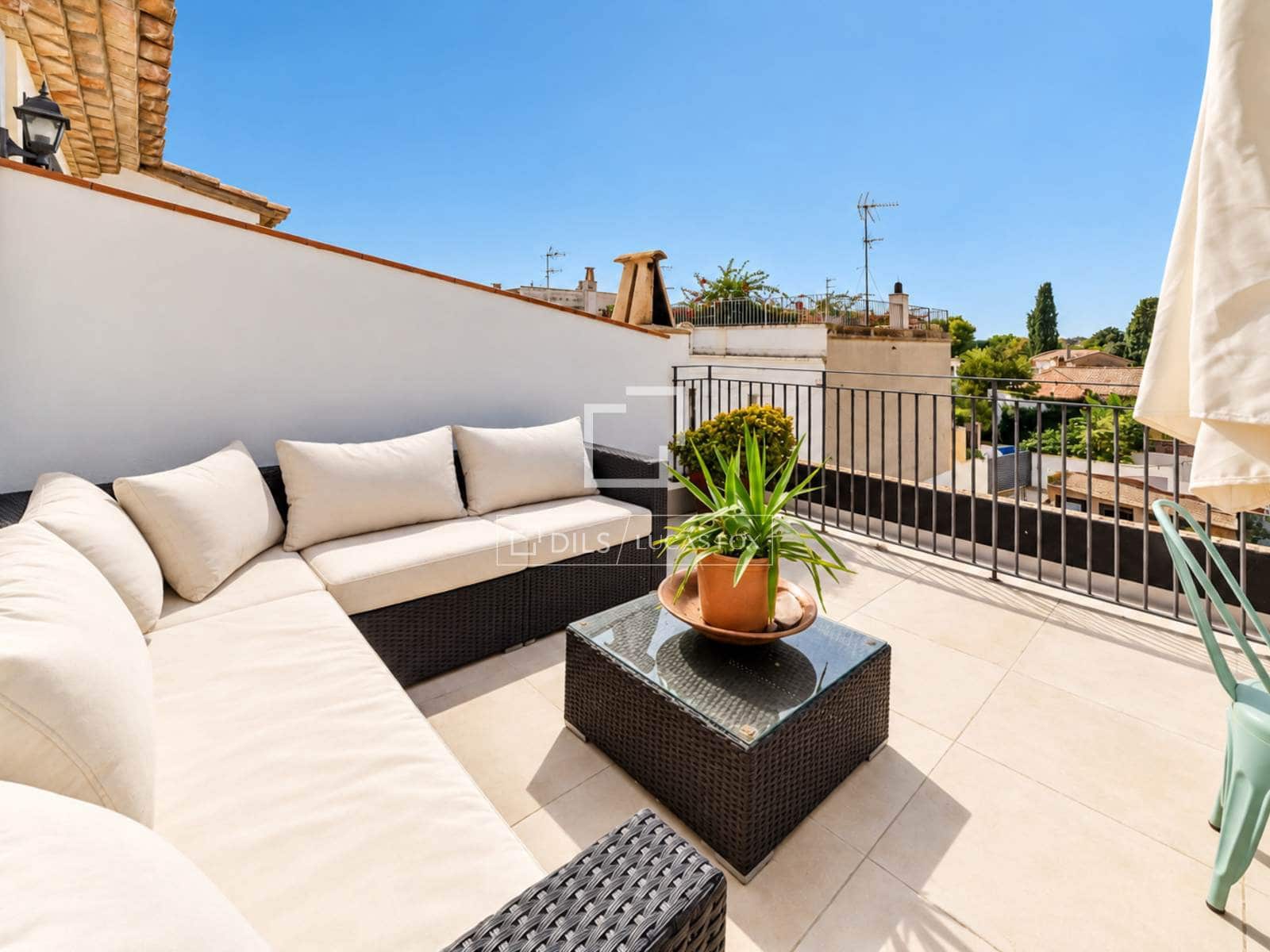 3 makuuhuone Huvila myytävänä paikassa Sant Pere de Ribes - 850 000 € (Ref: 10160236)