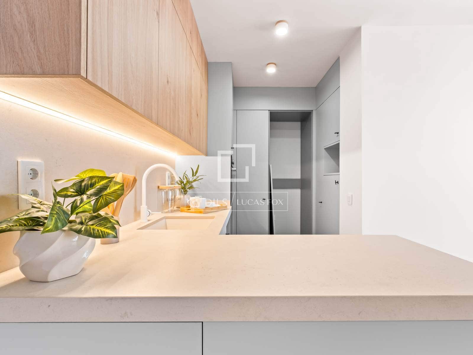 2 soveværelse Lejlighed til salg i Alicante by - € 439.000 (Ref: 10160238)