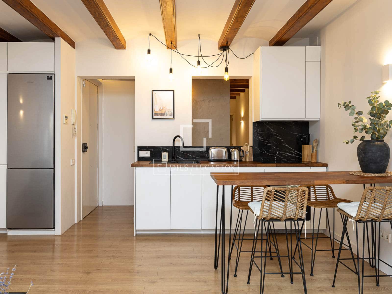 2 soveværelse Lejlighed til salg i Barcelona by - € 485.000 (Ref: 10160239)