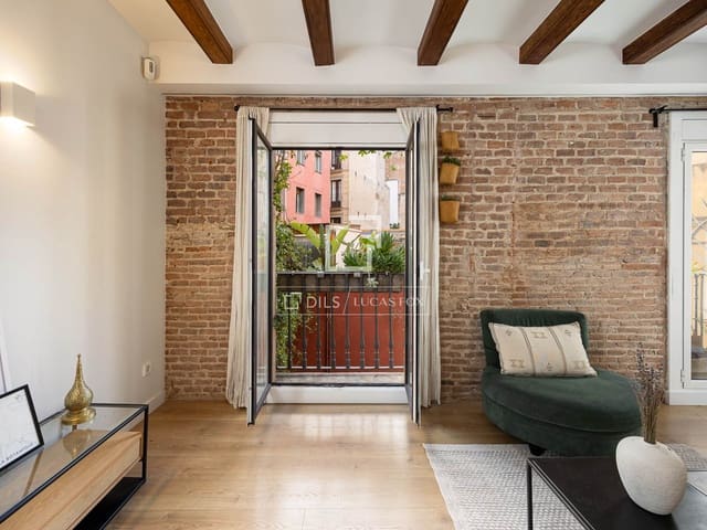 2 soveværelse Lejlighed til salg i Barcelona by - € 485.000 (Ref: 10160239)