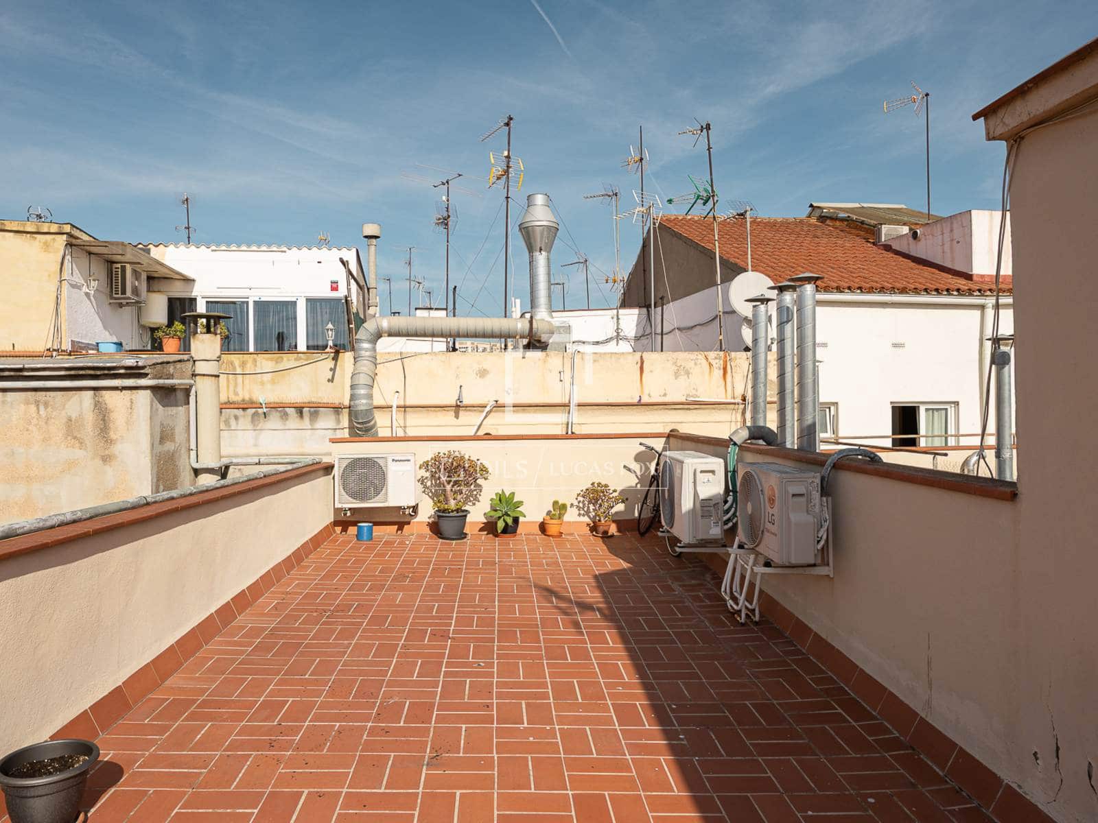 2 soveværelse Lejlighed til salg i Barcelona by - € 485.000 (Ref: 10160239)