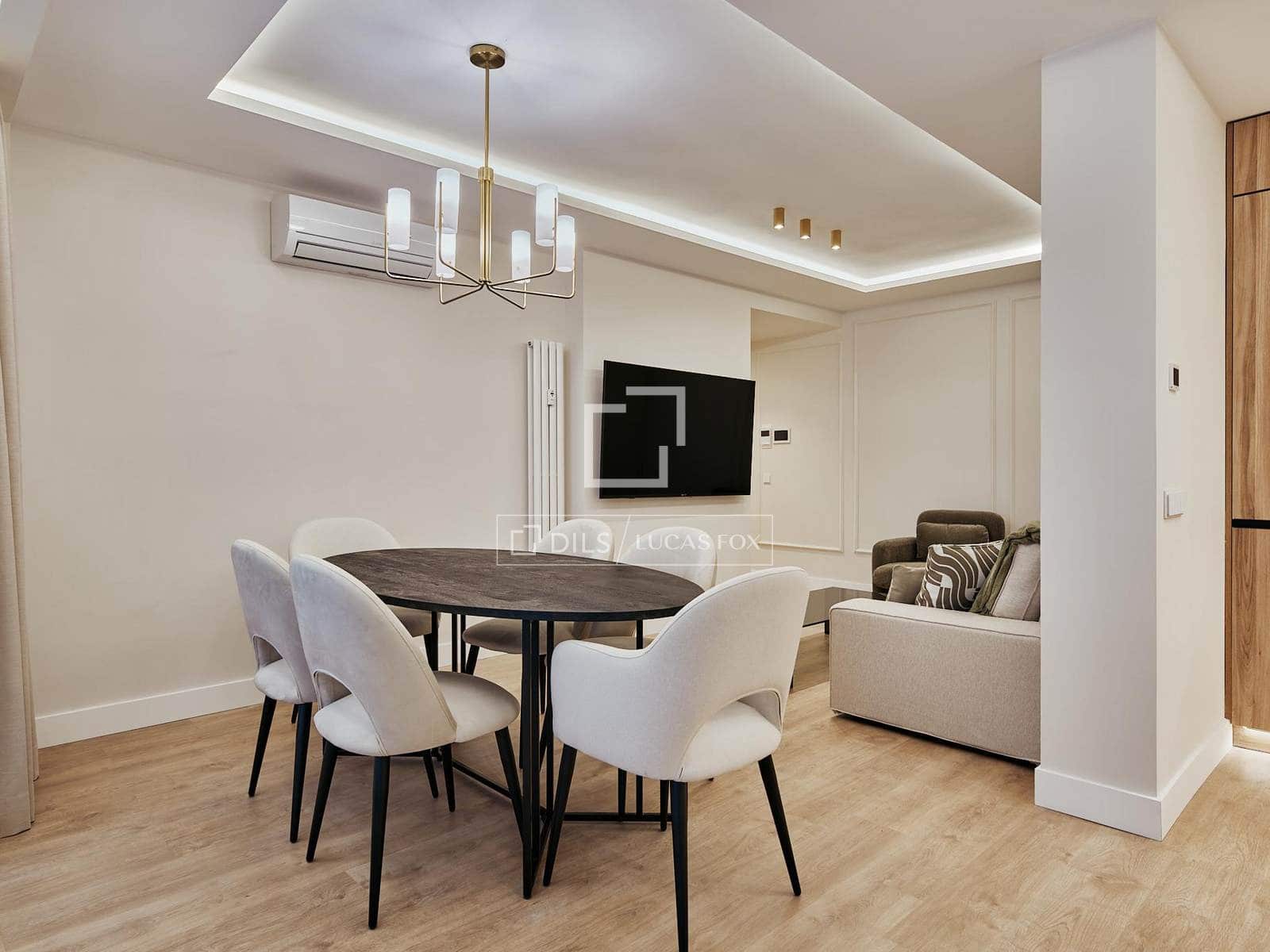 3 soveværelse Lejlighed til salg i Madrid by - € 1.989.000 (Ref: 10160240)