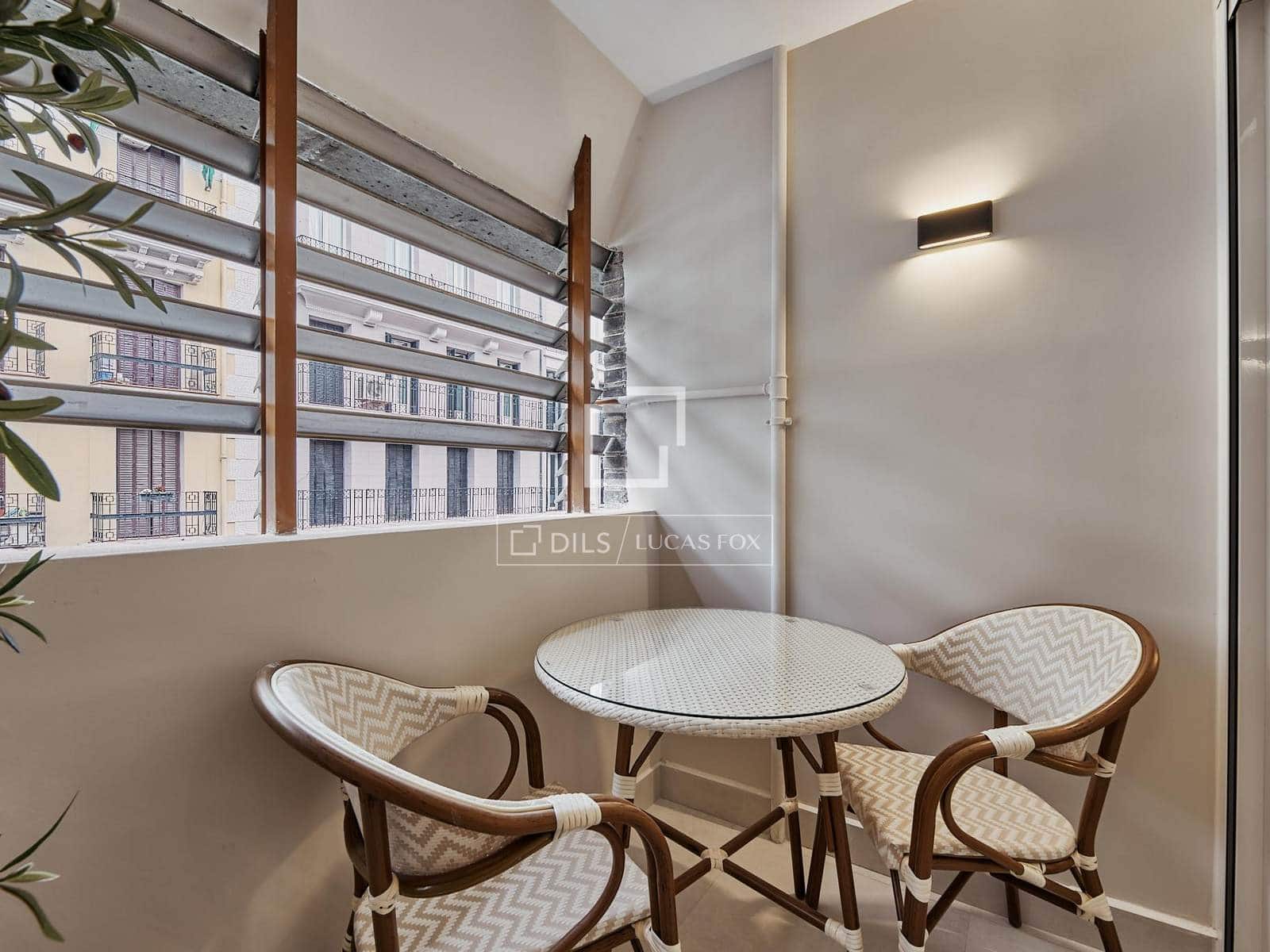 3 soveværelse Lejlighed til salg i Madrid by - € 1.989.000 (Ref: 10160240)
