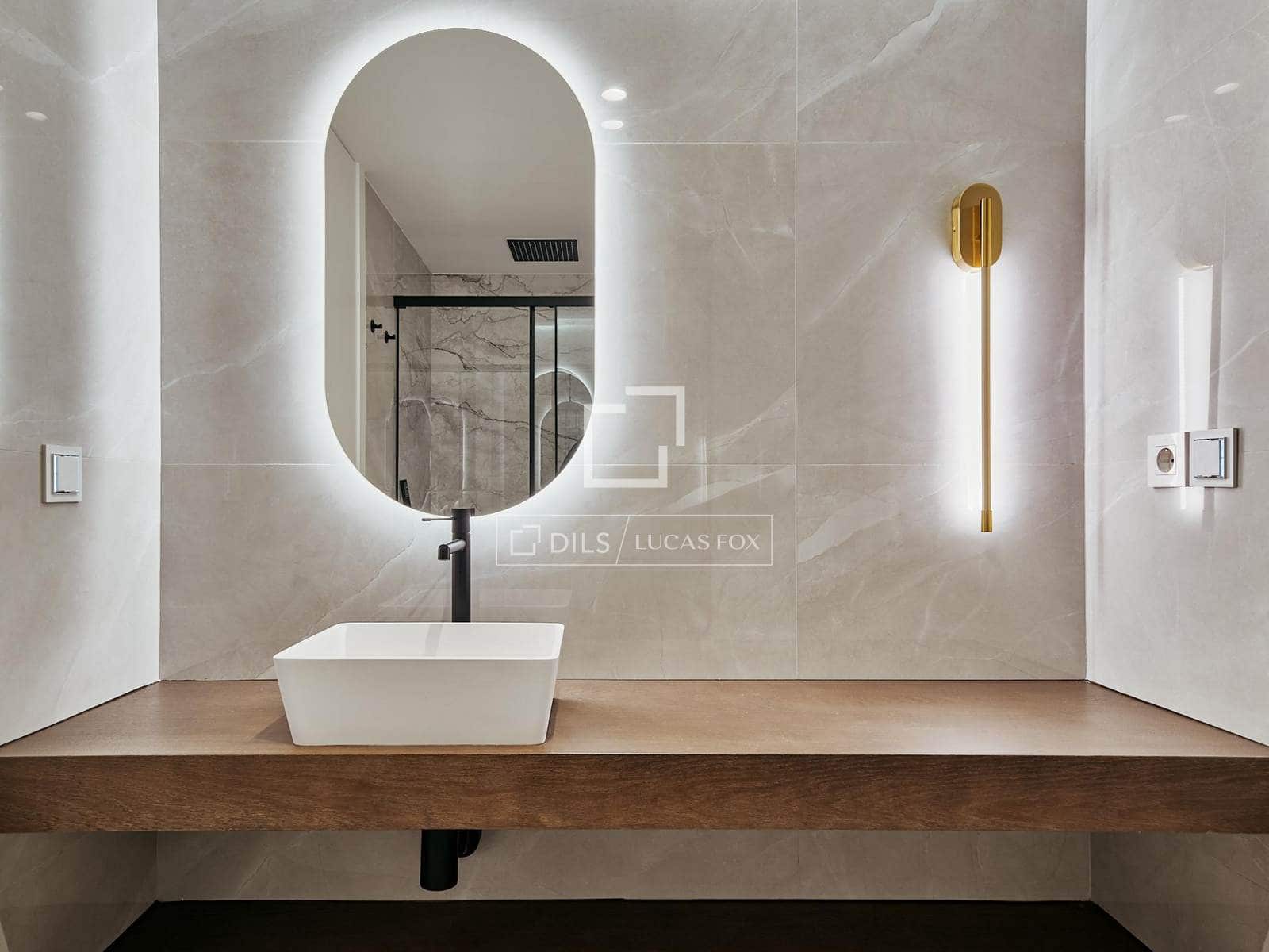 3 soveværelse Lejlighed til salg i Madrid by - € 1.989.000 (Ref: 10160240)