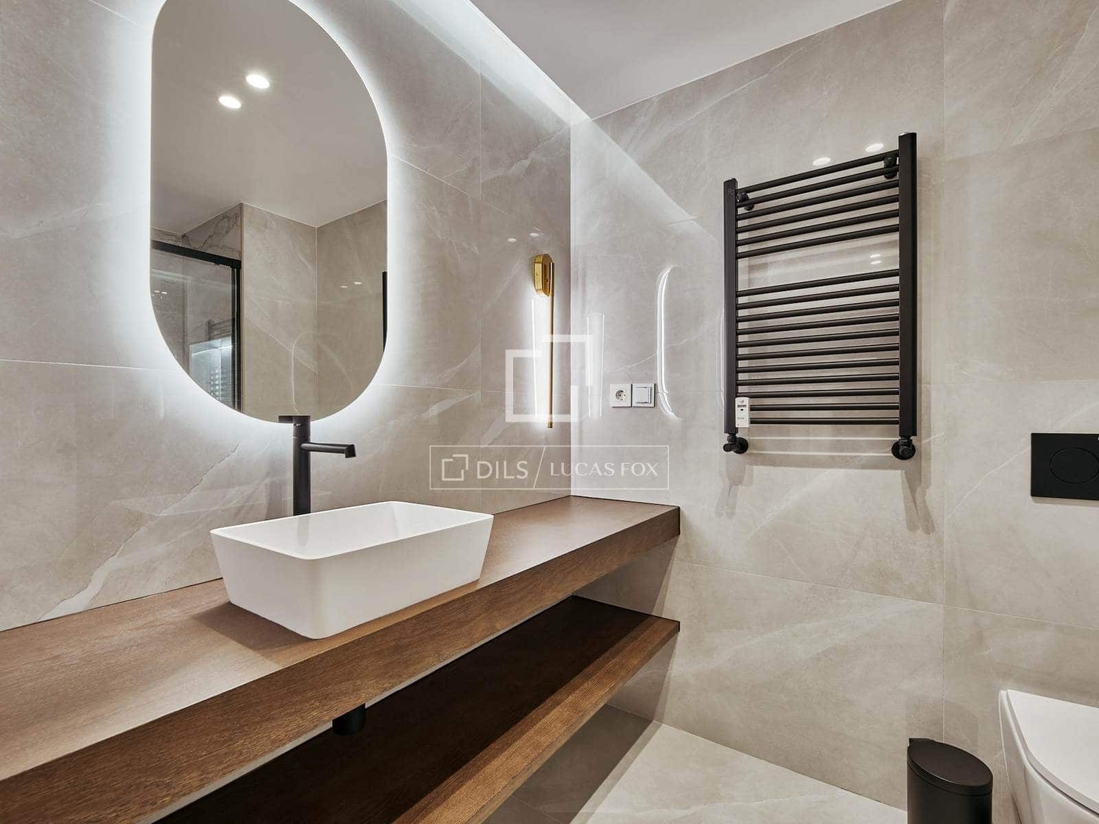 3 soveværelse Lejlighed til salg i Madrid by - € 1.989.000 (Ref: 10160240)