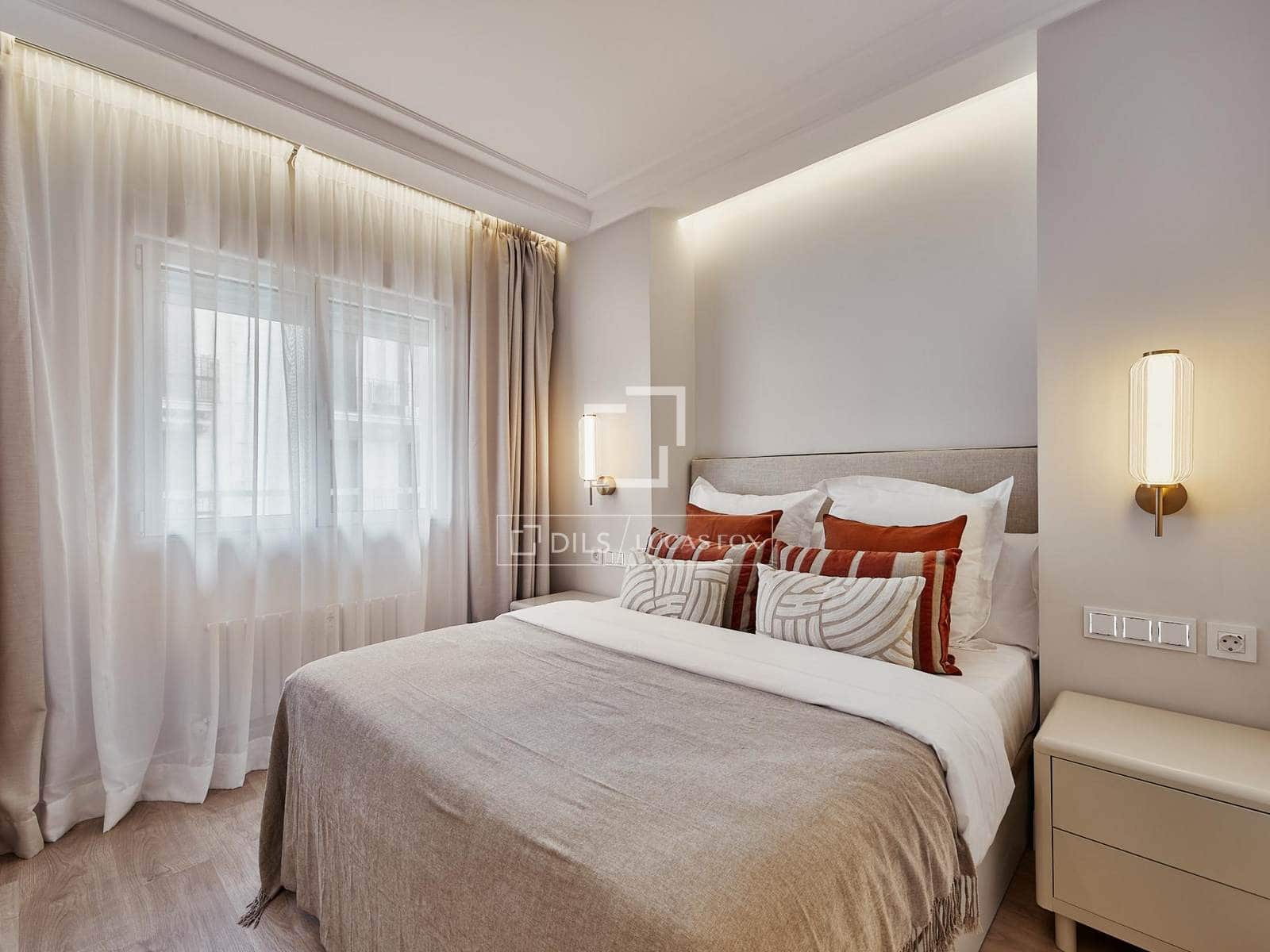 3 soveværelse Lejlighed til salg i Madrid by - € 1.989.000 (Ref: 10160240)