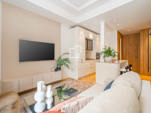 2 soveværelse Lejlighed til leje i Goya, Madrid by - € 6.500 (Ref: 10160508)