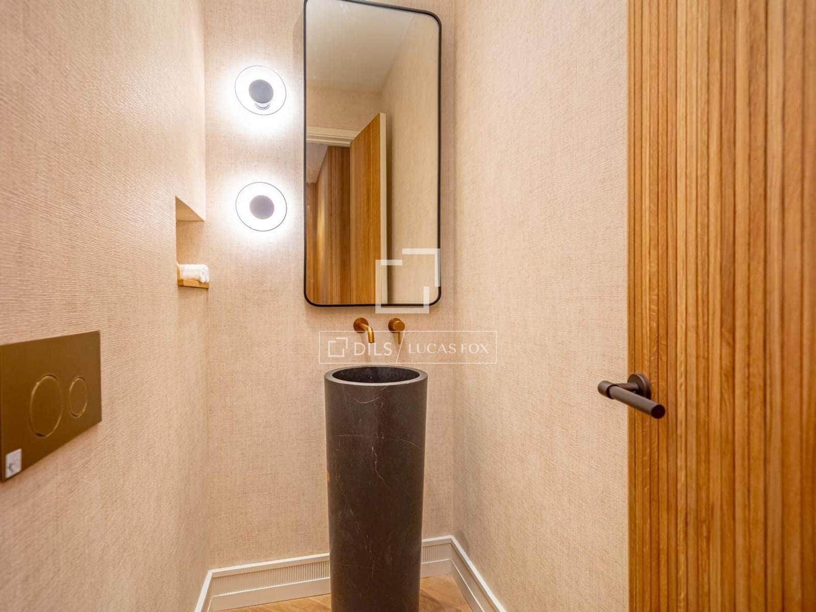 2 soveværelse Lejlighed til leje i Madrid by - € 6.500 (Ref: 10160508)
