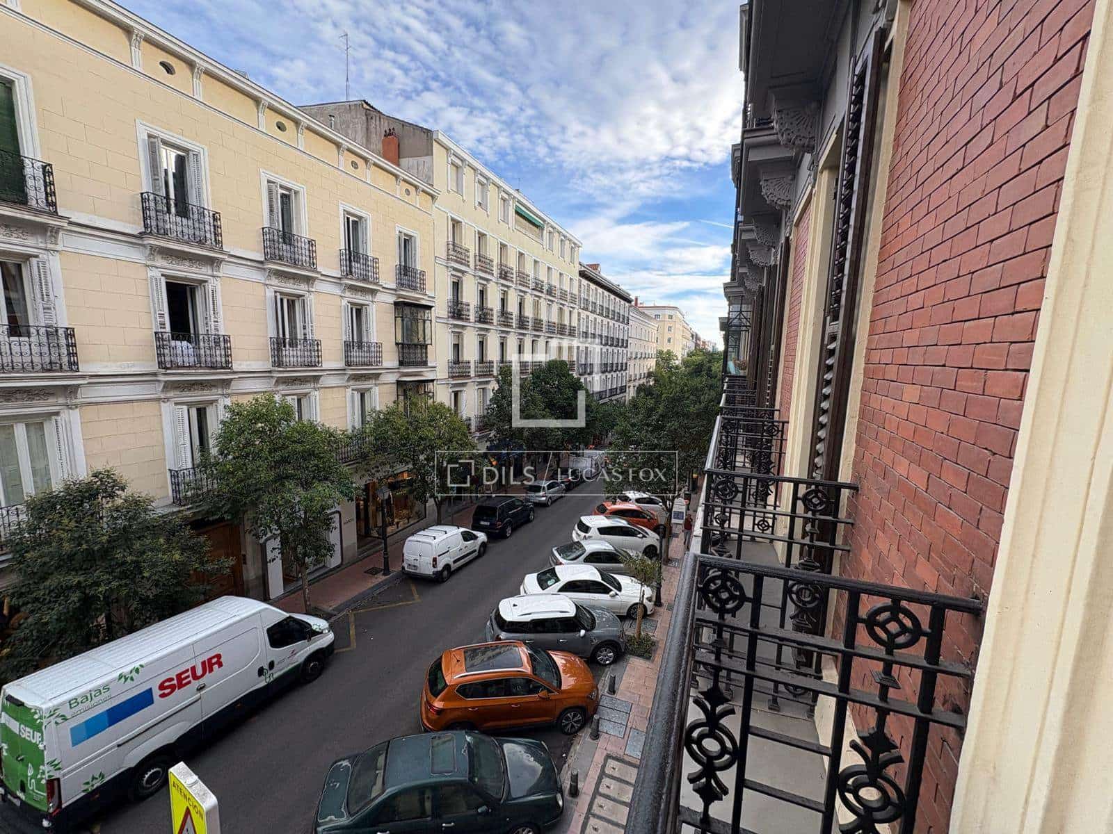 2 soveværelse Lejlighed til leje i Madrid by - € 6.500 (Ref: 10160508)