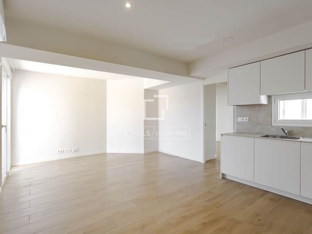 2 slaapkamer Appartement te huur in Madrid stad - € 1.550 (Ref: 10160509)