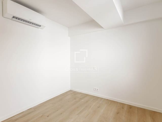 2 slaapkamer Appartement te huur in Madrid stad - € 1.550 (Ref: 10160509)