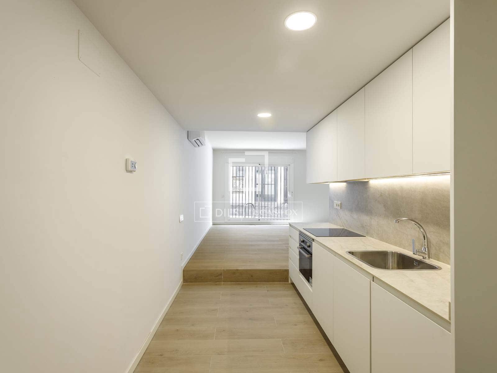 Appartement de 2 chambres à louer à Madrid ville avec garage - 1 900 € (Ref: 10160510)