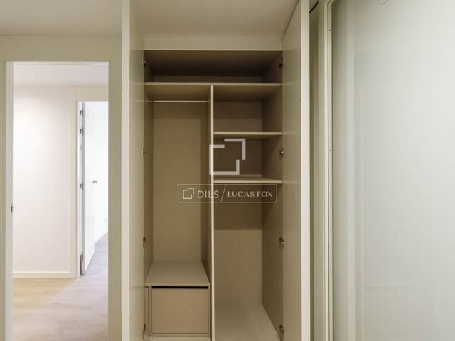 Appartement de 2 chambres à louer à Madrid ville avec garage - 1 900 € (Ref: 10160510)