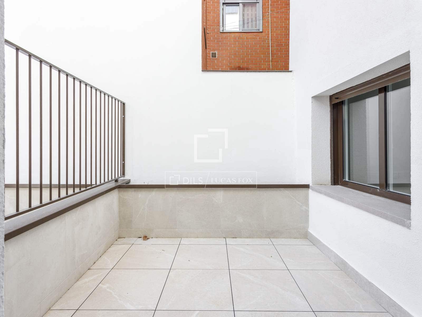 Appartement de 2 chambres à louer à Madrid ville avec garage - 1 900 € (Ref: 10160510)