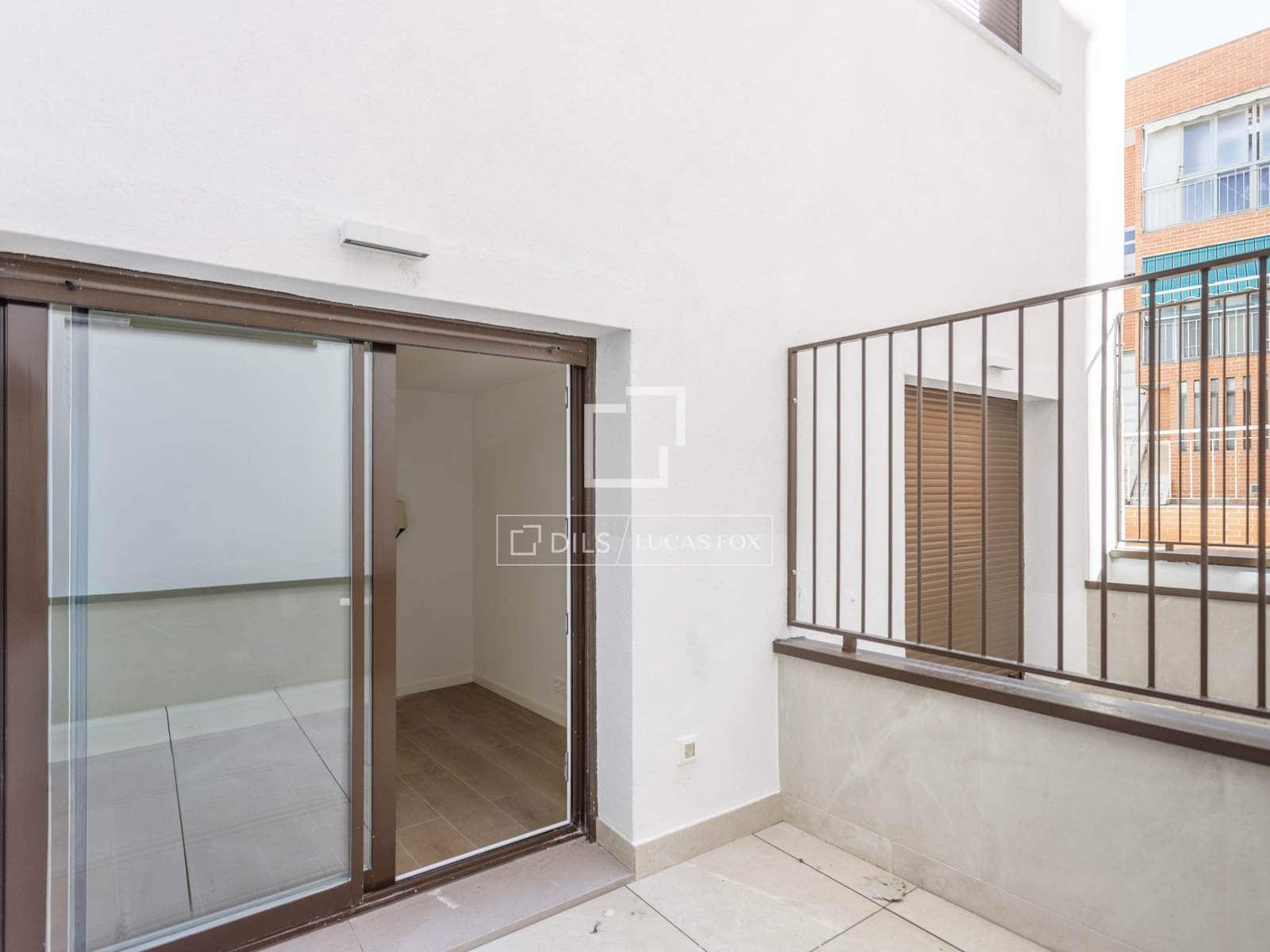 Appartement de 2 chambres à louer à Madrid ville avec garage - 1 900 € (Ref: 10160510)