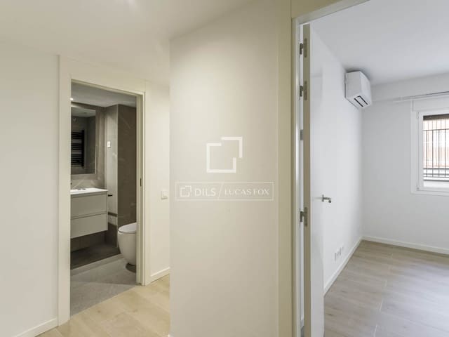 Appartement de 2 chambres à louer à Madrid ville avec garage - 1 900 € (Ref: 10160510)