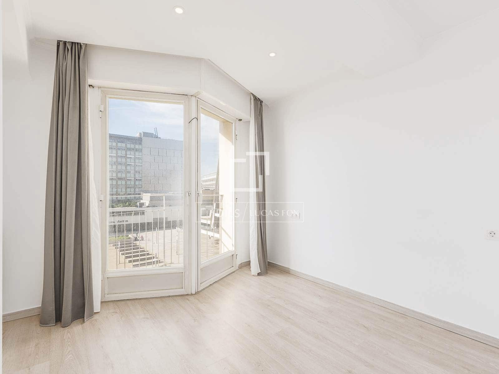 3 soverom Leilighet til salgs i Barcelona by - € 595 000 (Ref: 10160511)