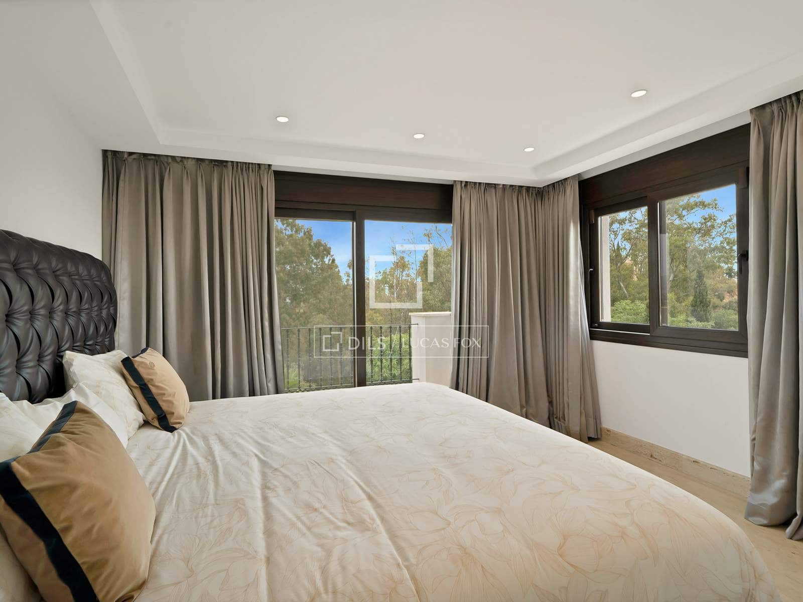 7 bedroom Villa for sale in Benahavis with pool garage - € 3,100,000 (Ref: 10160610)