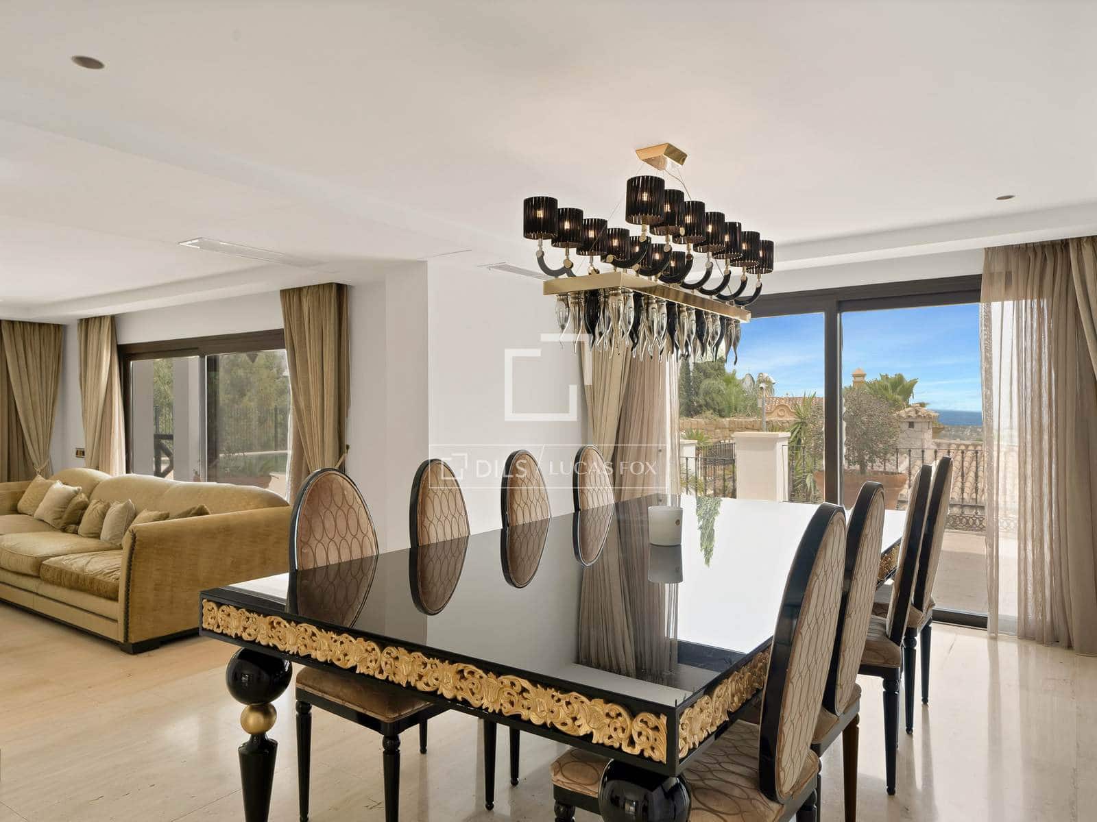 7 bedroom Villa for sale in Benahavis with pool garage - € 3,100,000 (Ref: 10160610)