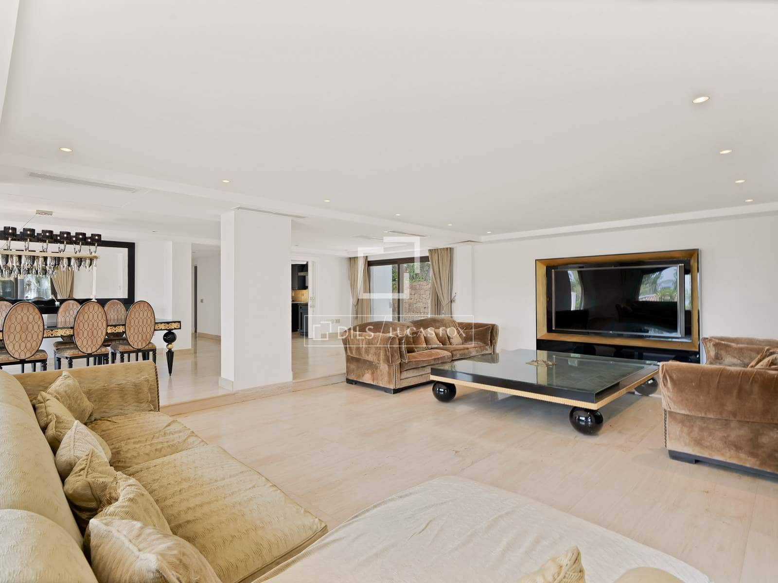 7 bedroom Villa for sale in Benahavis with pool garage - € 3,100,000 (Ref: 10160610)