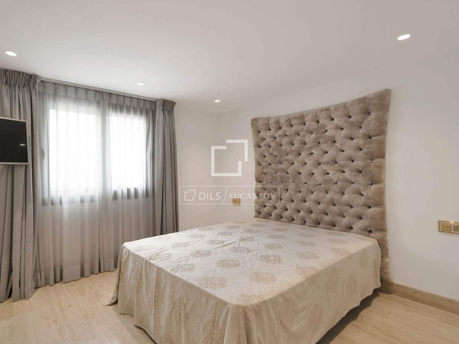 7 bedroom Villa for sale in Benahavis with pool garage - € 3,100,000 (Ref: 10160610)