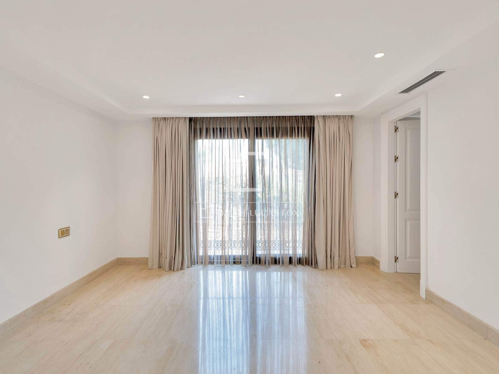 7 bedroom Villa for sale in Benahavis with pool garage - € 3,100,000 (Ref: 10160610)