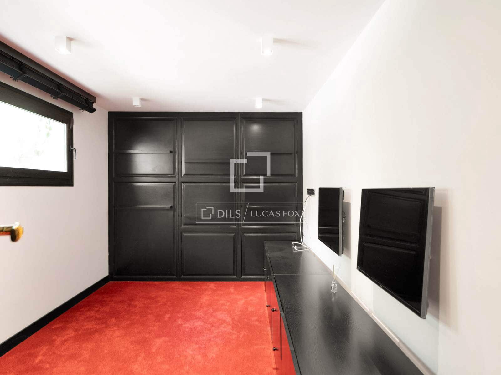 7 bedroom Villa for sale in Benahavis with pool garage - € 3,100,000 (Ref: 10160610)