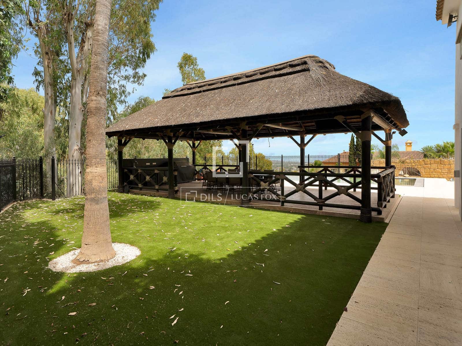 7 bedroom Villa for sale in Benahavis with pool garage - € 3,100,000 (Ref: 10160610)