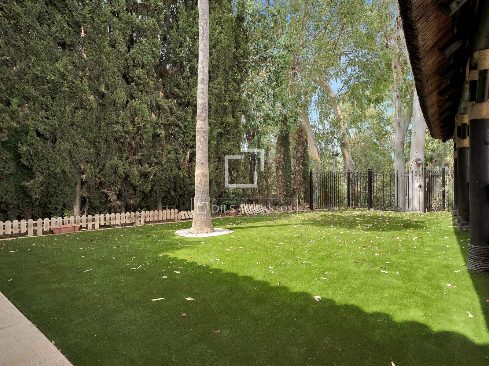 7 bedroom Villa for sale in Benahavis with pool garage - € 3,100,000 (Ref: 10160610)