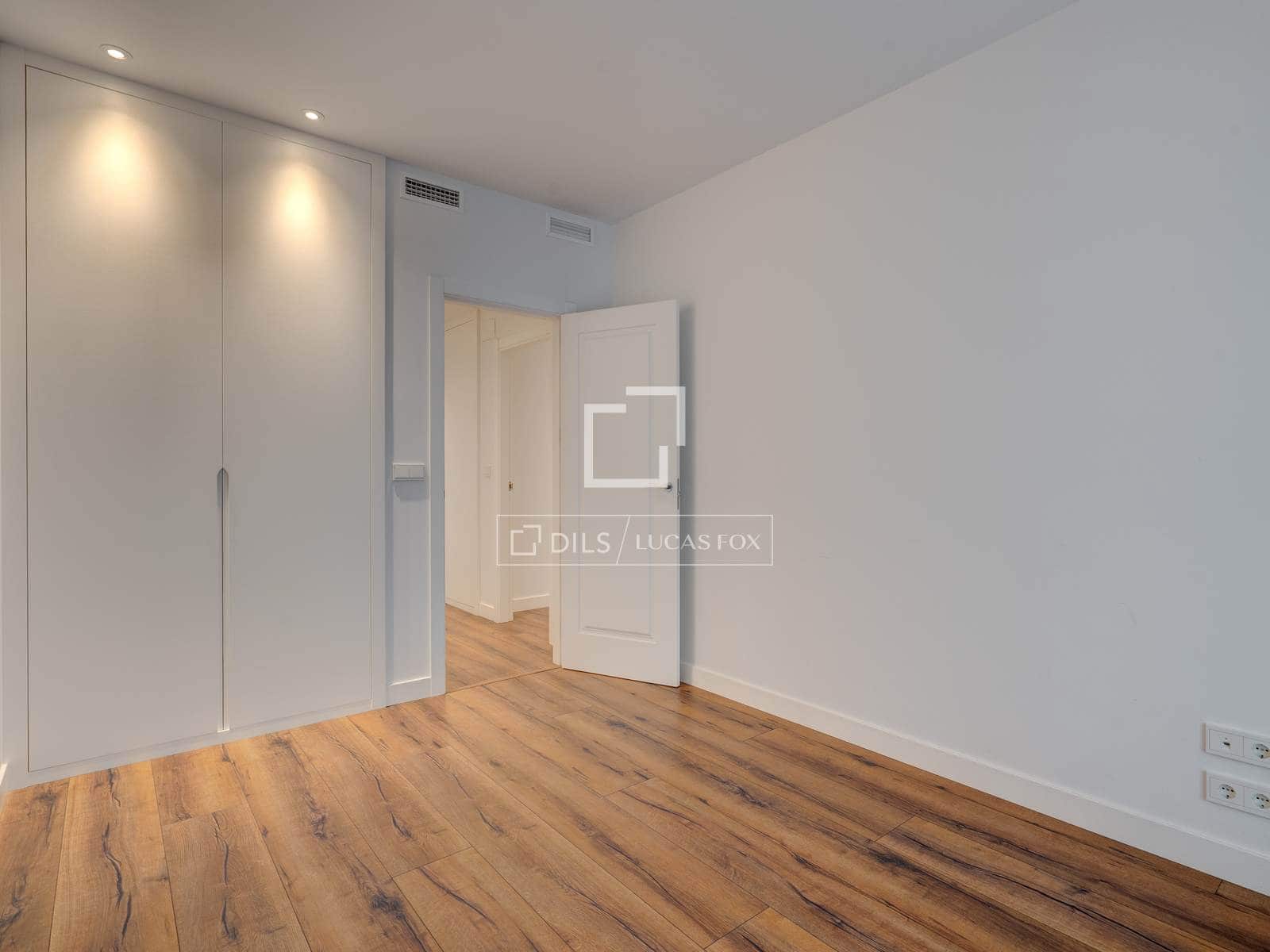 2 soveværelse Lejlighed til salg i Donostia-San Sebastian - € 990.000 (Ref: 10160611)