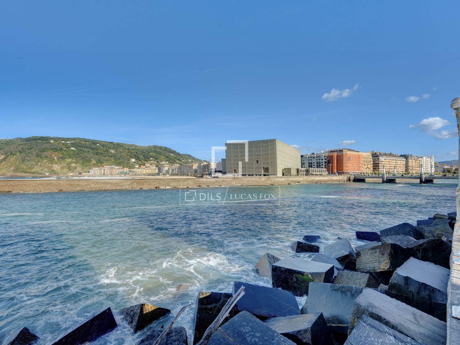 2 soveværelse Lejlighed til salg i Donostia-San Sebastian - € 990.000 (Ref: 10160611)