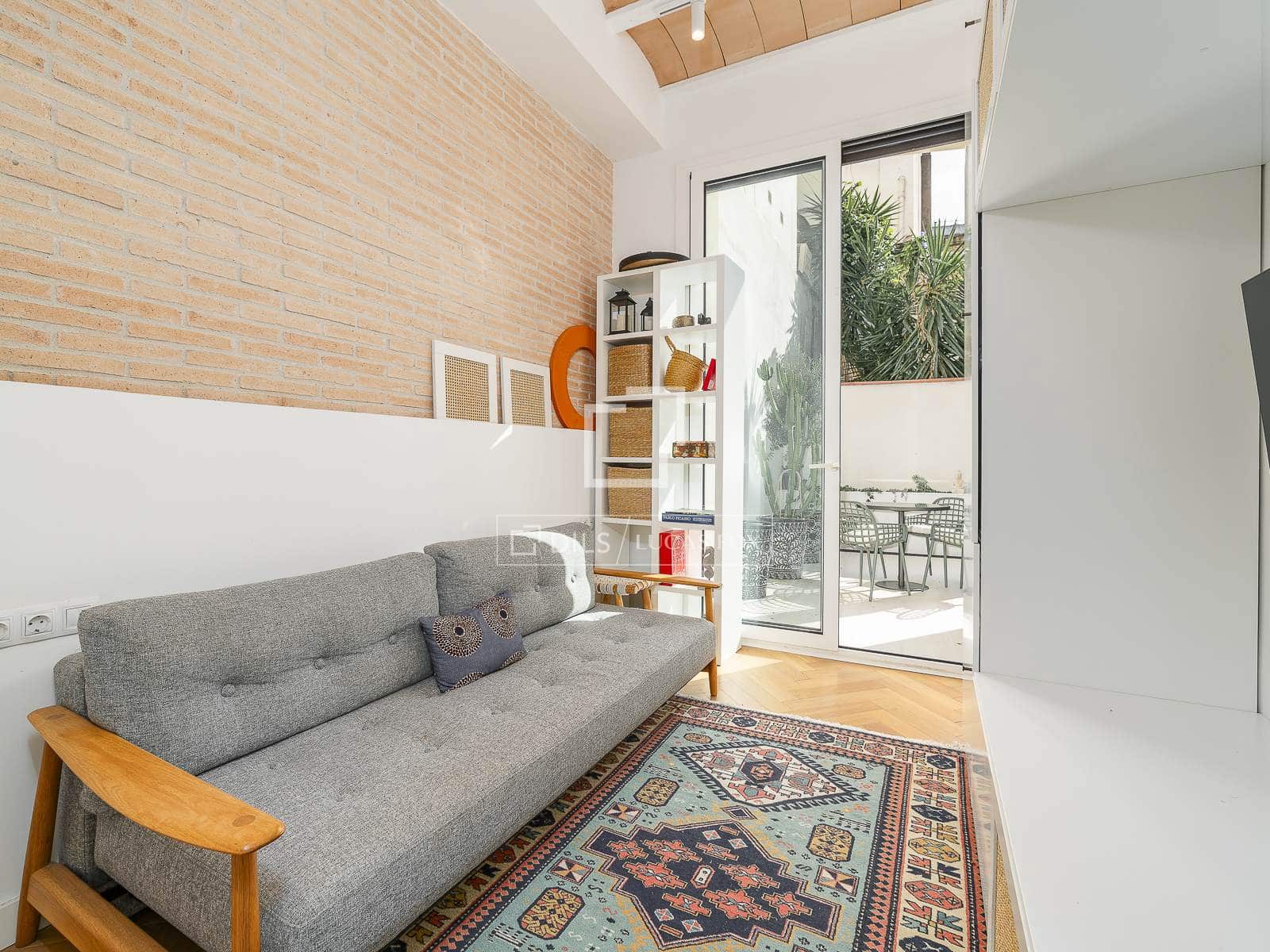 2 sovrum Lägenhet till salu i Barcelona stad med pool - 700 000 € (Ref: 10160612)