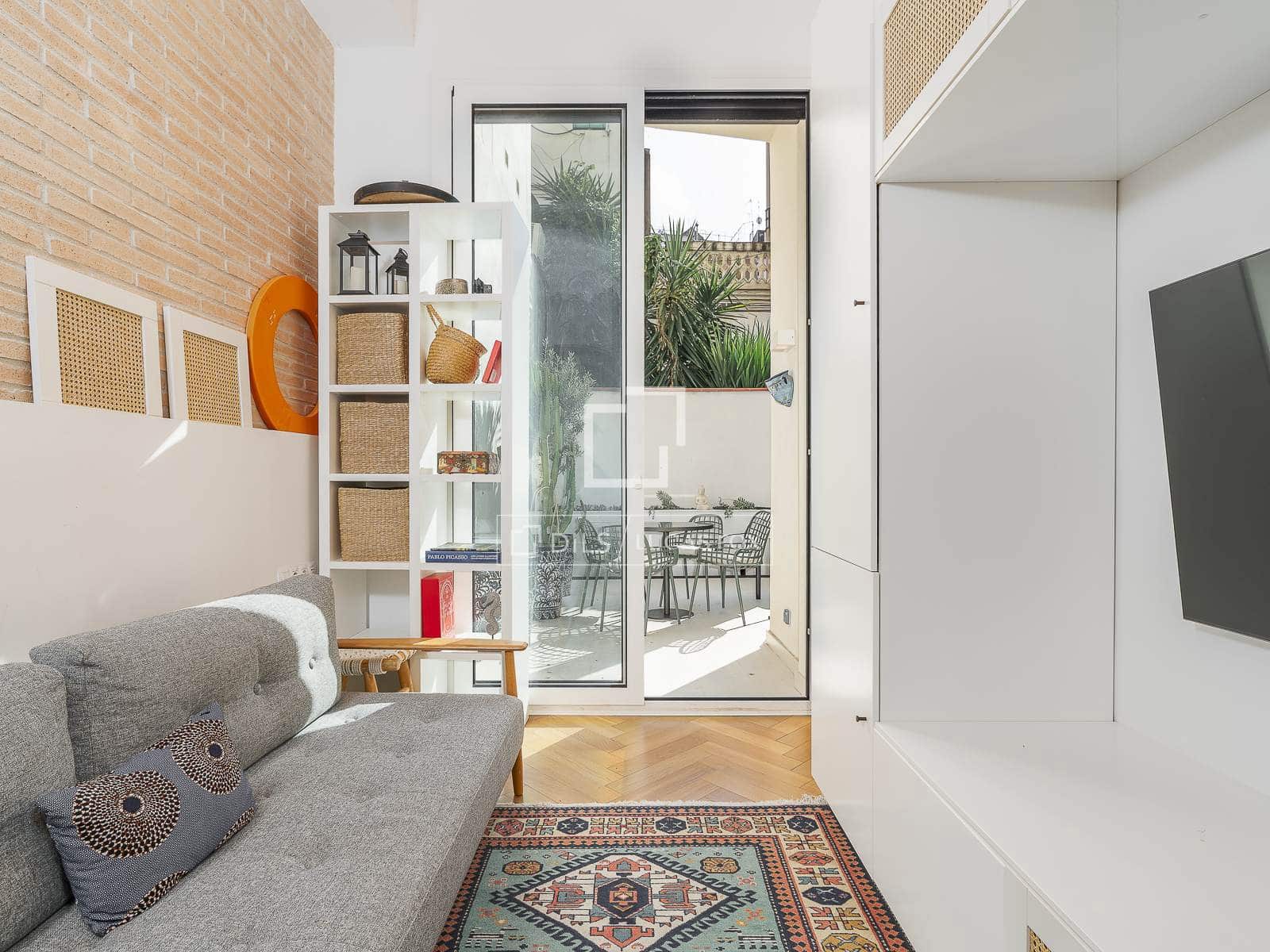 2 sovrum Lägenhet till salu i Barcelona stad med pool - 700 000 € (Ref: 10160612)