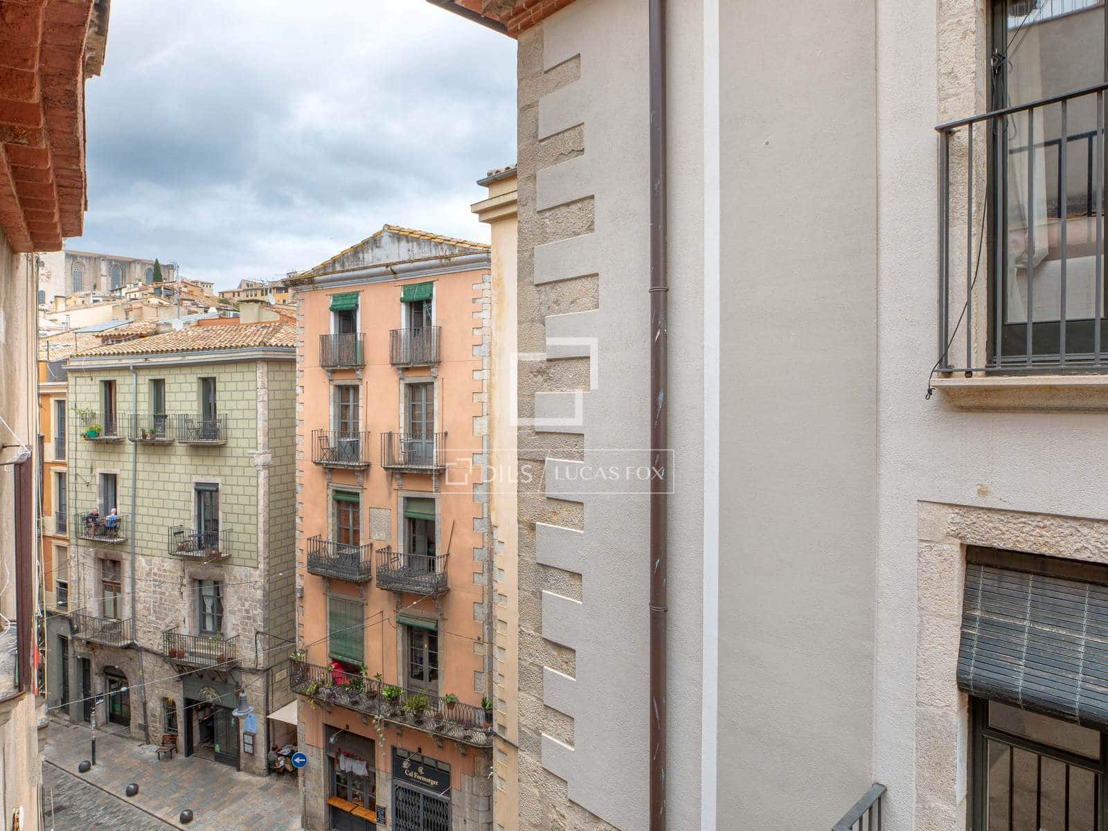 3 bedroom Apartment for sale in Girona city - € 340,000 (Ref: 10160613)