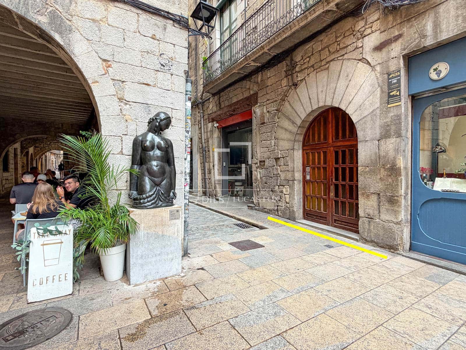 3 bedroom Apartment for sale in Girona city - € 340,000 (Ref: 10160613)