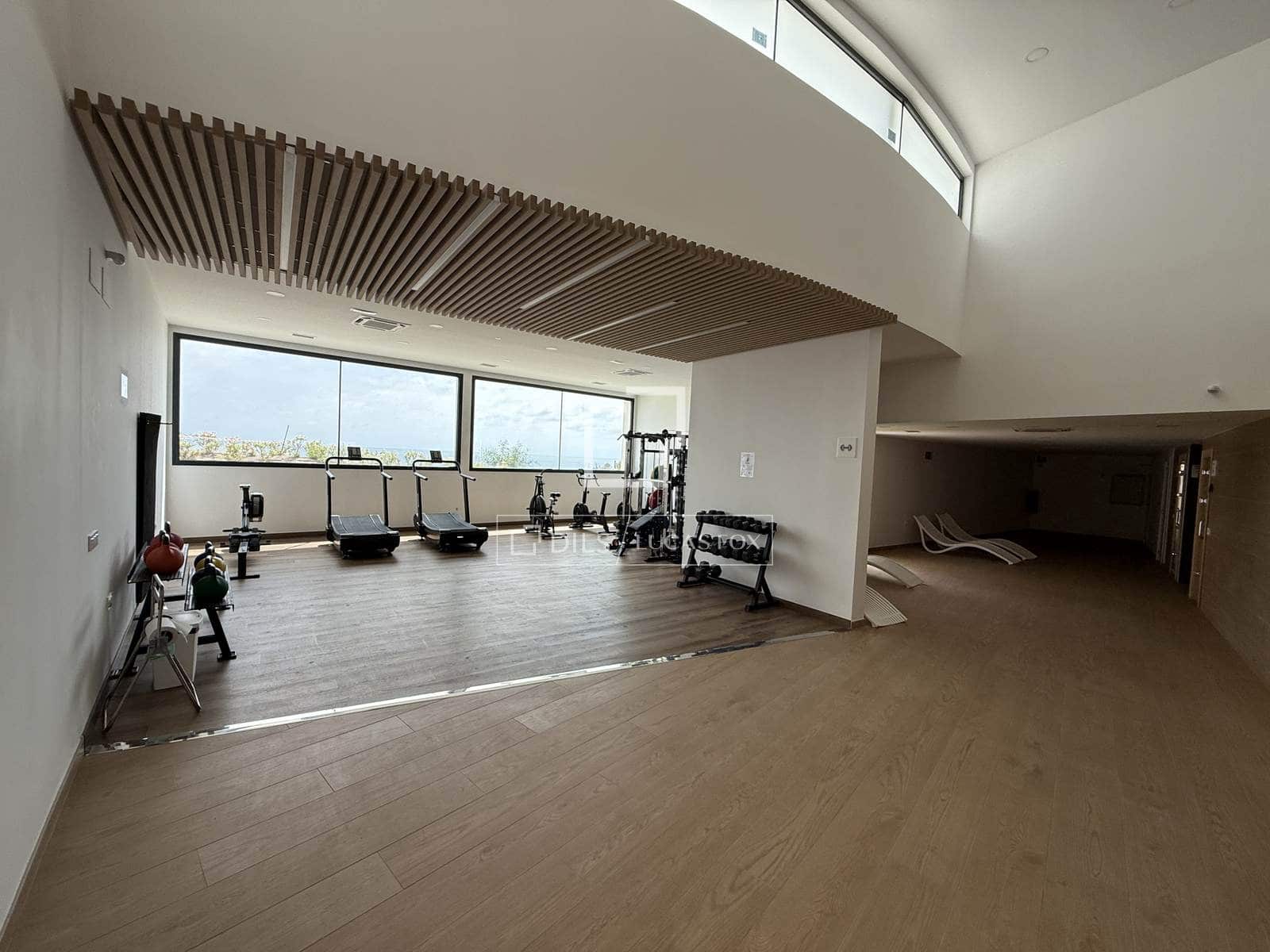 2 soveværelse Lejlighed til salg i Fuengirola med swimmingpool garage - € 695.000 (Ref: 10160614)