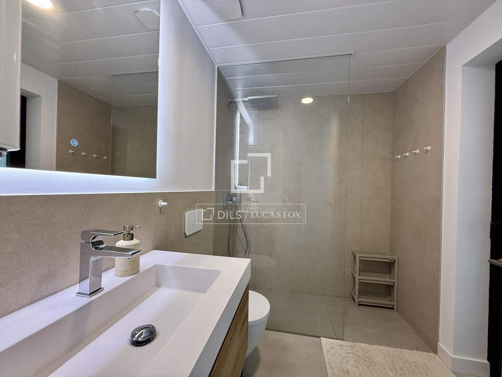 2 soveværelse Lejlighed til salg i Fuengirola med swimmingpool garage - € 945.000 (Ref: 10160615)