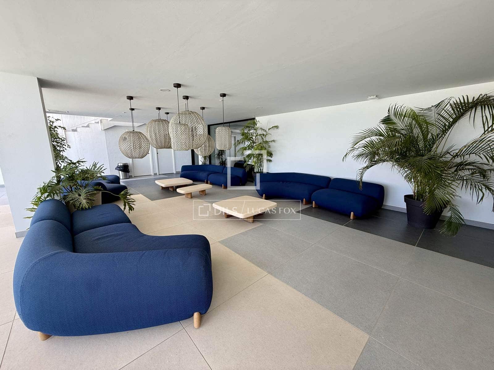 2 soveværelse Lejlighed til salg i Fuengirola med swimmingpool garage - € 945.000 (Ref: 10160615)