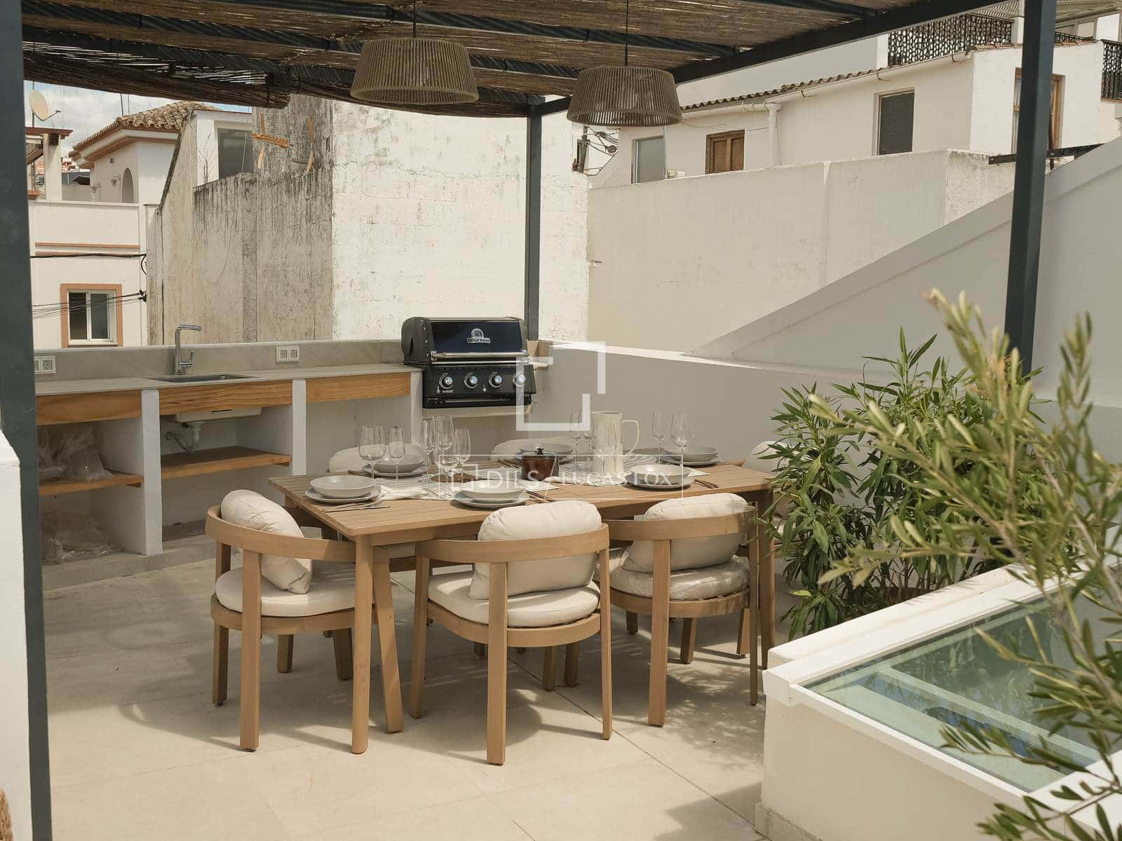 3 bedroom Villa for sale in Estepona - € 897,000 (Ref: 10160616)