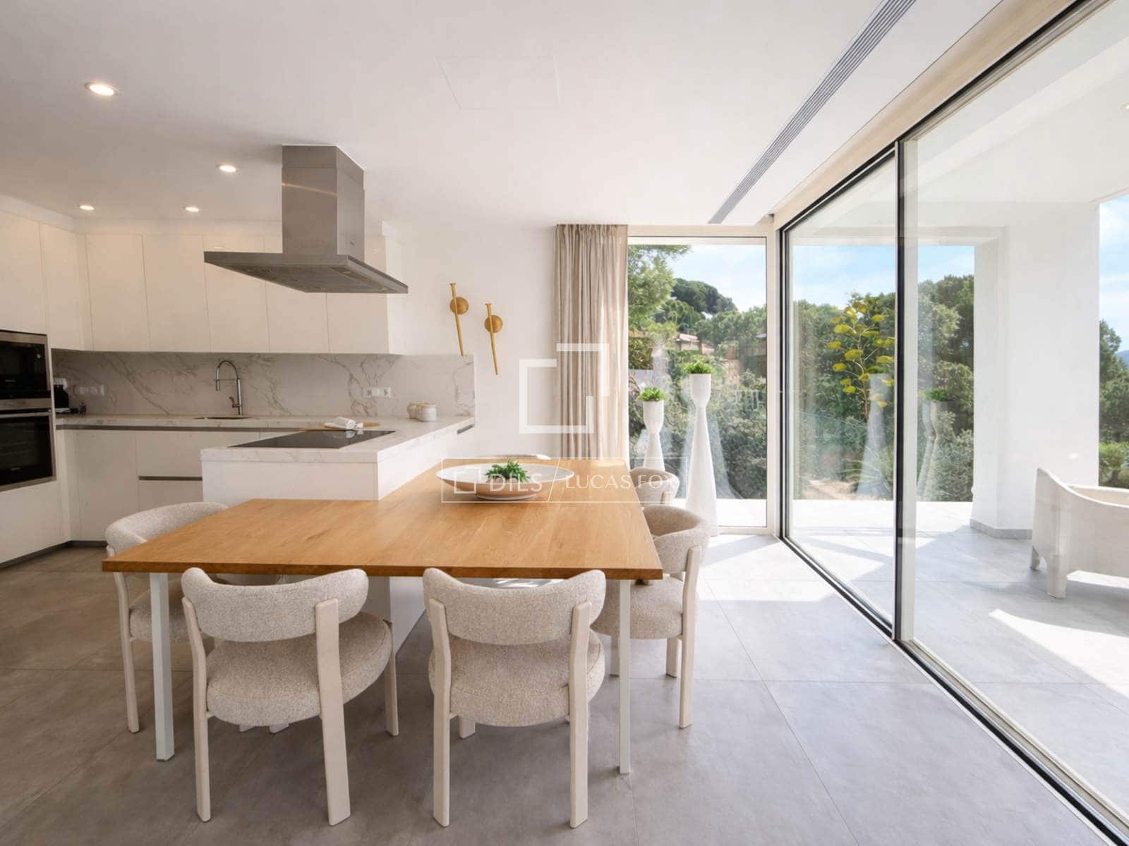 4 soveværelse Villa til salg i Calonge i Sant Antoni med swimmingpool garage - € 1.250.000 (Ref: 10160617)