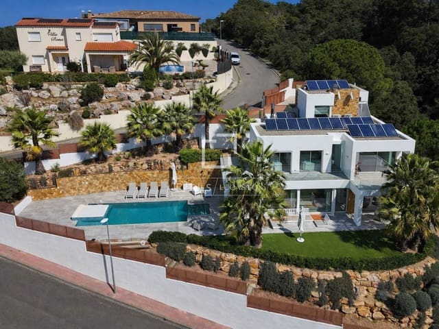 4 soveværelse Villa til salg i Calonge i Sant Antoni med swimmingpool garage - € 1.250.000 (Ref: 10160617)